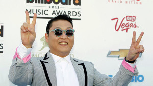 Популярный рэпер PSY станет ведущим премии Billboard Music Awards